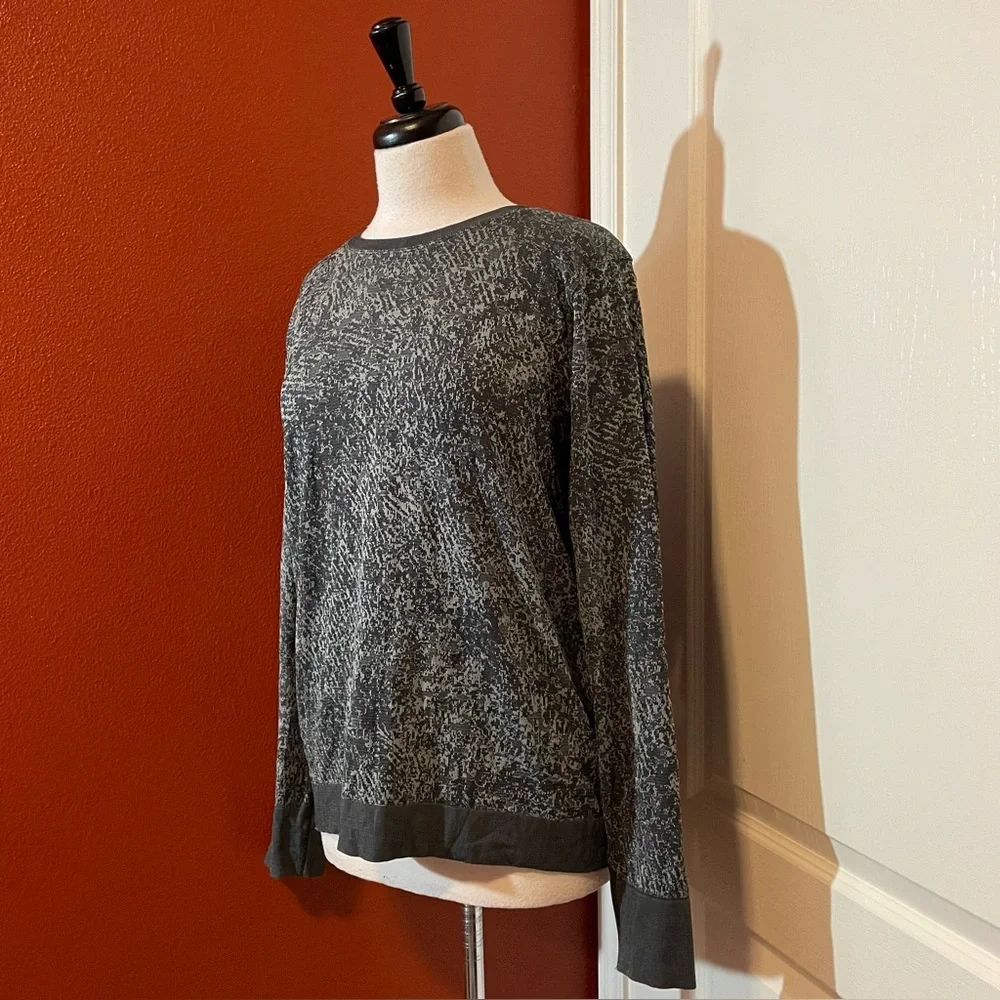 Lululemon Athletica Women’s Swiftly Breathe Floral‎ Fauna Long Sleeve Shirt Top